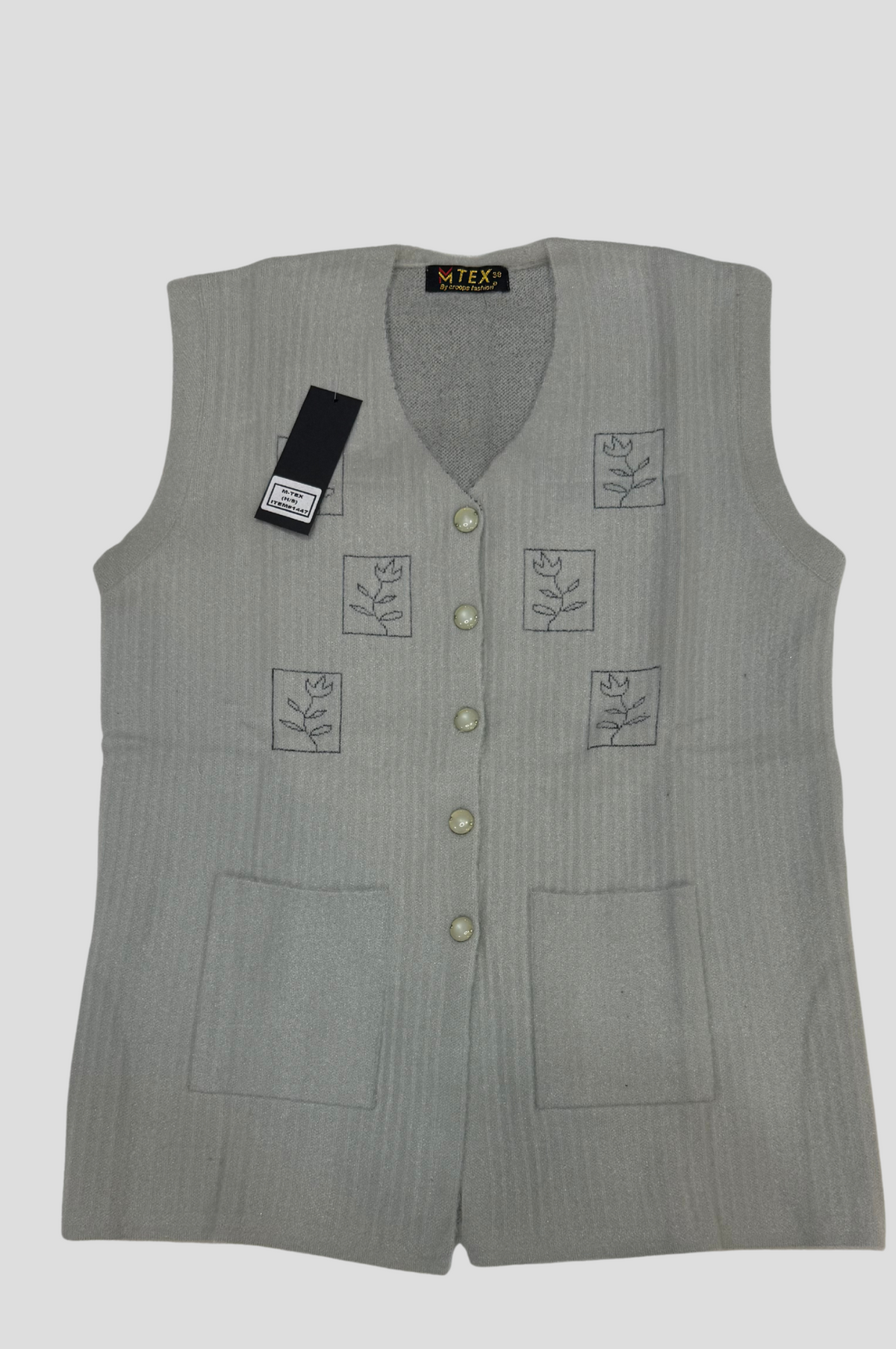 LADIES SLEEVELESS SWEATER